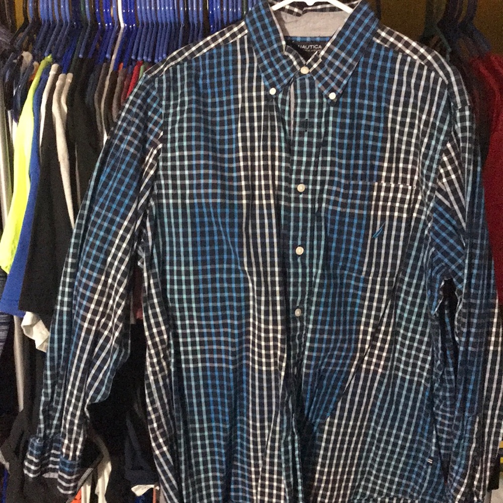 Nautica Large Button Down